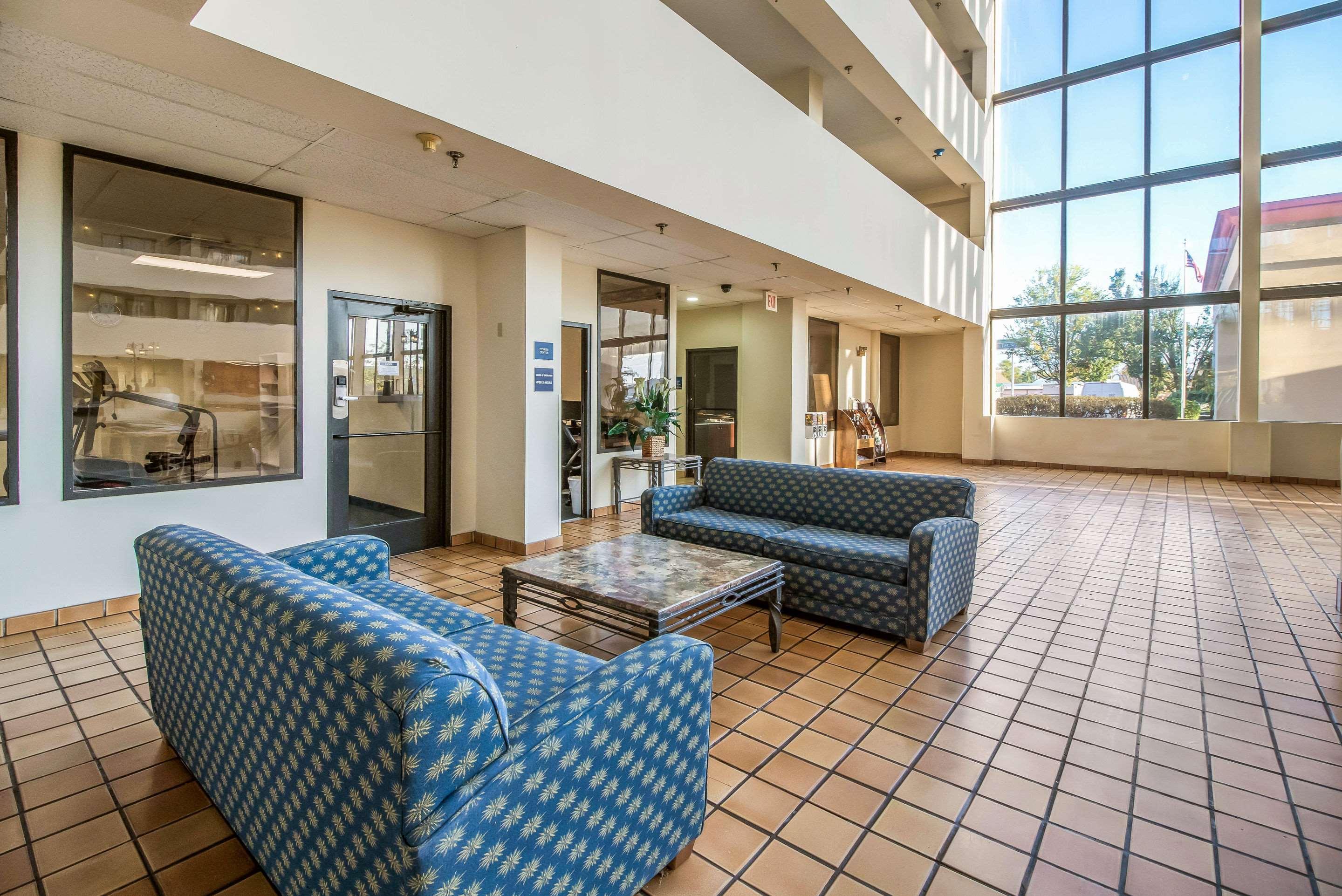 Clarion Hotel Jackson Northwest Екстериор снимка