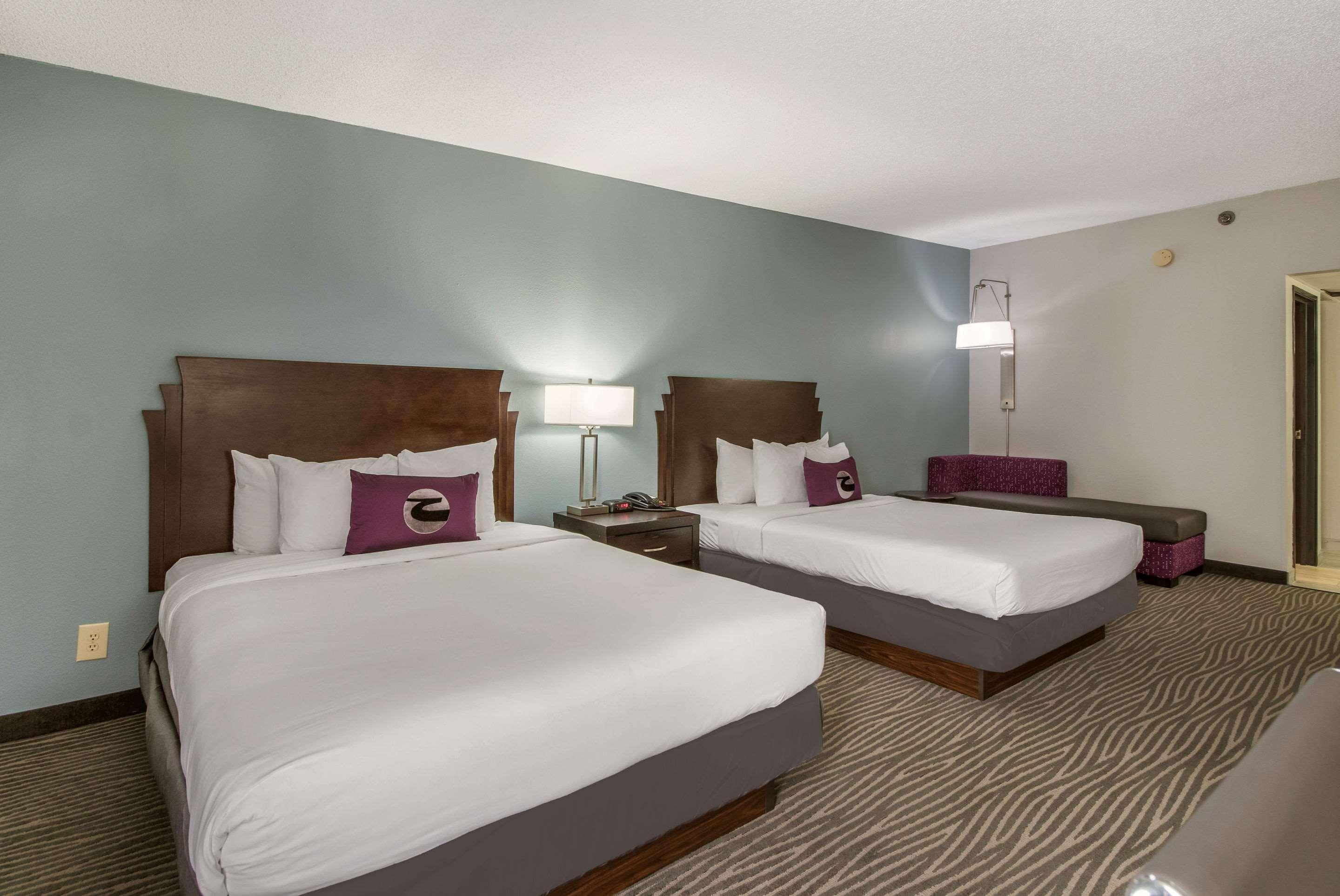 Clarion Hotel Jackson Northwest Екстериор снимка