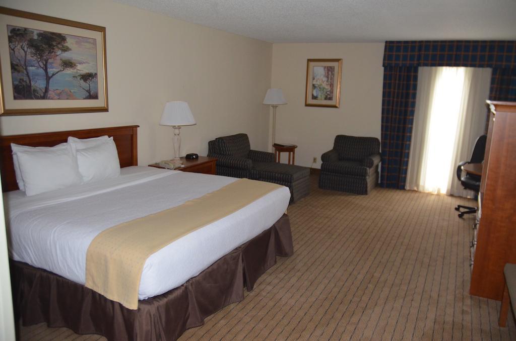 Clarion Hotel Jackson Northwest Екстериор снимка